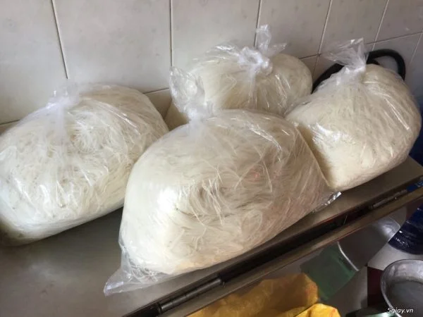 mua hu tieu sa dec 24