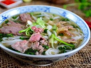 Cùng tìm hiểu về cách nấu phở bò miền nam đơn giản nhé
