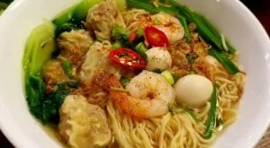 6 tiệm mì hoành thánh ở Hà Nội