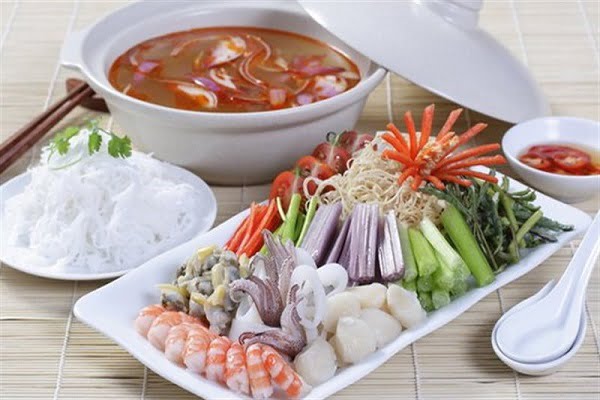 4. goi sot tom yum giup mon bun che bien nhanh va ngon hon