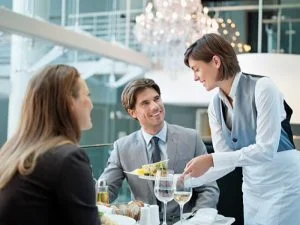 Nam dau tien mo nha0hang can chu y gi