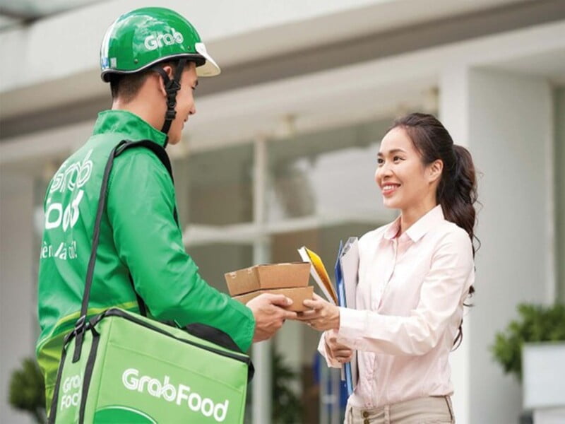 Ung dung dat hang va giao do uong online GrabFood 1